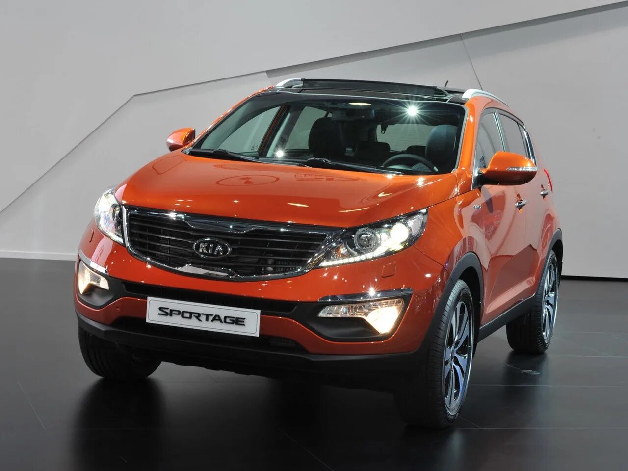 Kia Sportage 2013 новая. Кроссовер Киа Спортейдж 2013. Kia Sportage 3. Кия Спортейдж Модельный Модельный ряд. Куплю кия у дилера новый