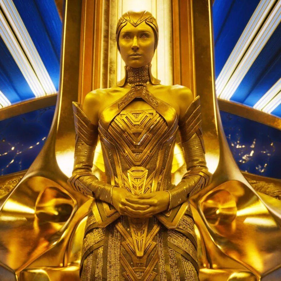 Элизабет дебики стражи галактики 2. Королева залата. Включи золотая королева. Элизабет дебики стражи галактики. Девушка с хрустальной короной.