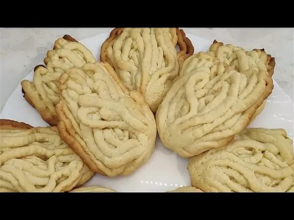 Невероятно нежное! Вкуснейшее песочное печенье Хризантемы через мясорубку Коршик