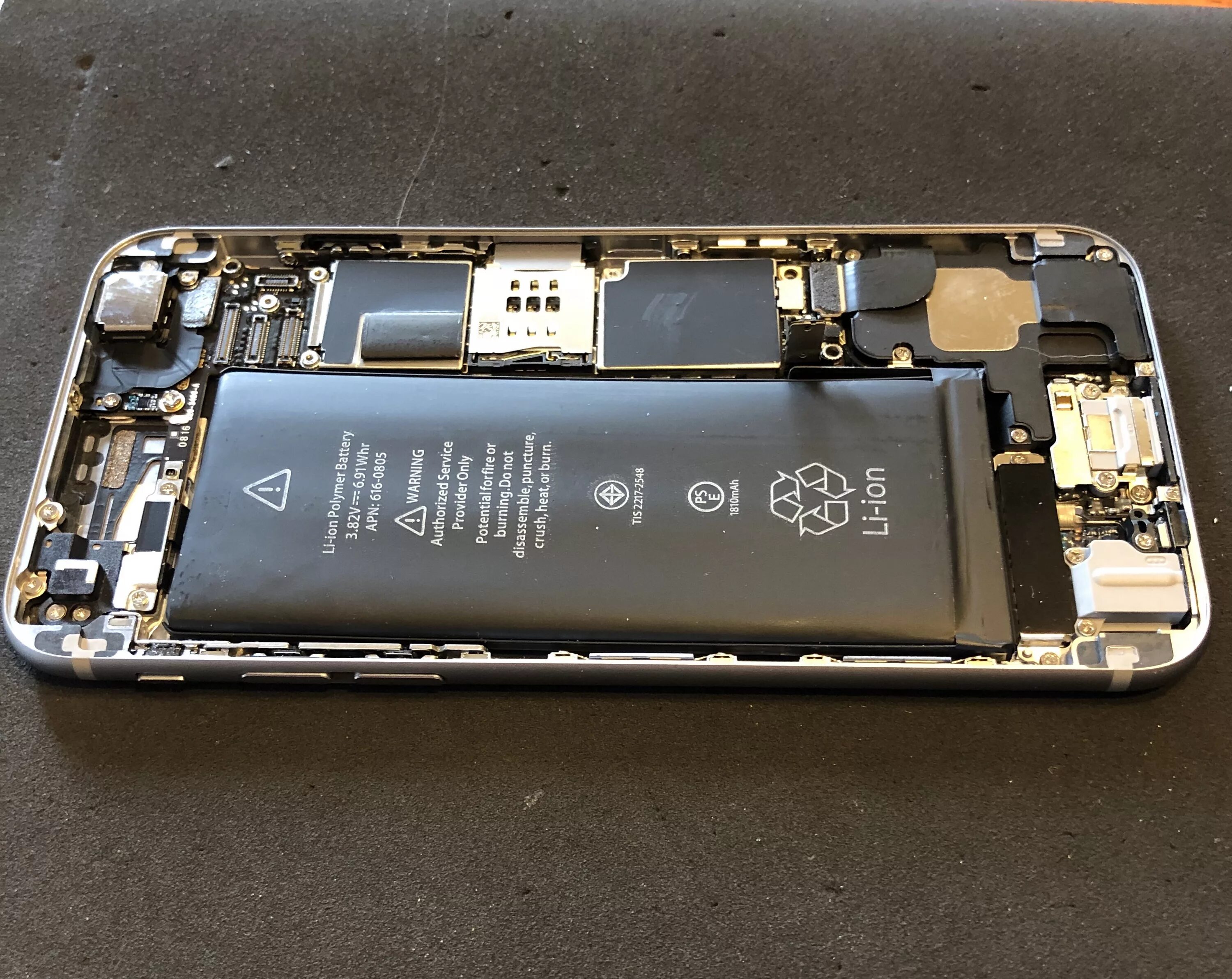 Iphone Battery. Iphone Battery Swell. Батарея айфон 15. Вздутая батарея айфон 7 розовый.