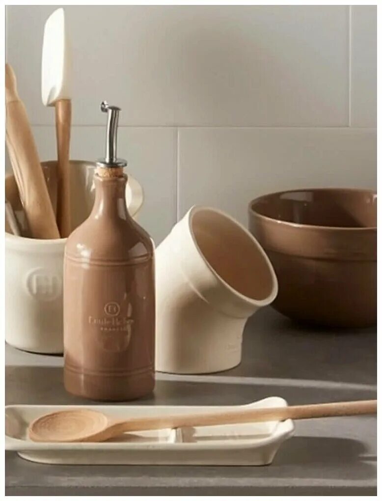 солонка эмили генри. посуда emile henry солонка. солонка 10 см, emile henry. солонка 10 см гранат керамика emile henry. солонка emile henry 340201.