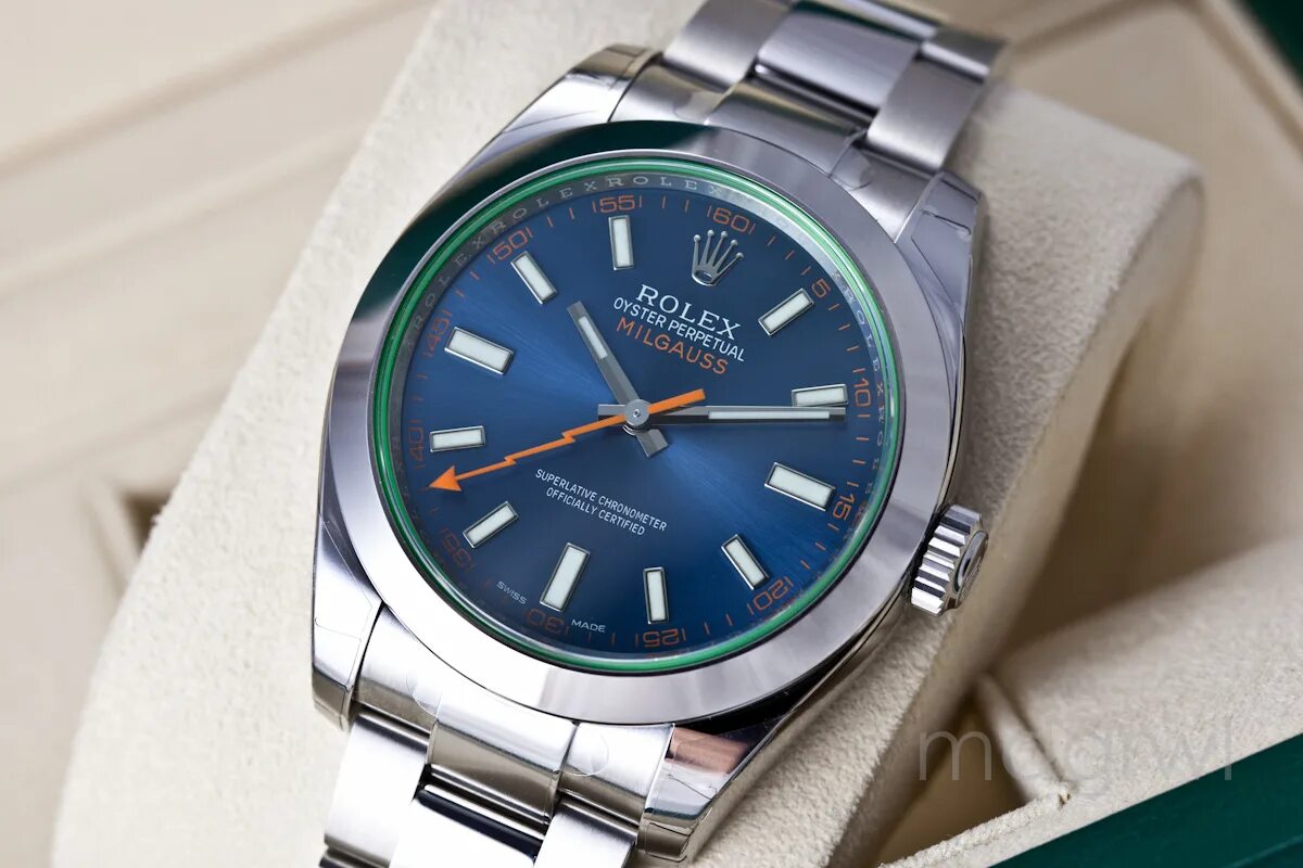 New brand watch. Rolex Milgauss 116400 z-Blue. Rolex Milgauss z Blue. Rolex Milgauss Maya. Часы Rolex Milgauss 1985 года.