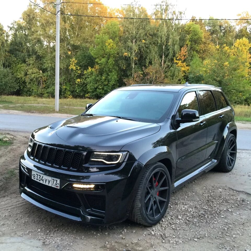 Grand tuning. Jeep Grand Cherokee srt8. Jeep Grand Cherokee srt8 wk2. Джип Гранд Чероки СРТ 8. Jeep Grand Чероки srt8.