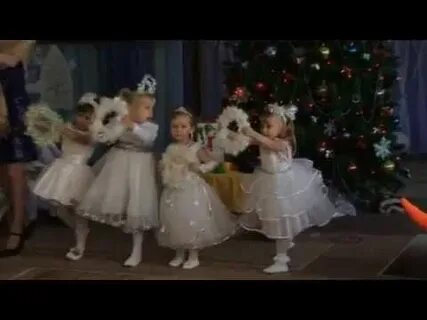 Танец снежинок под песню снежинки