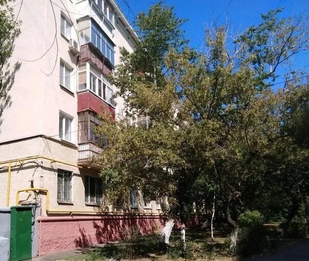 Сдам квартиру на Ленинской 56А, дом пятиэтажный, расположен напротив ОГАУ. Транс