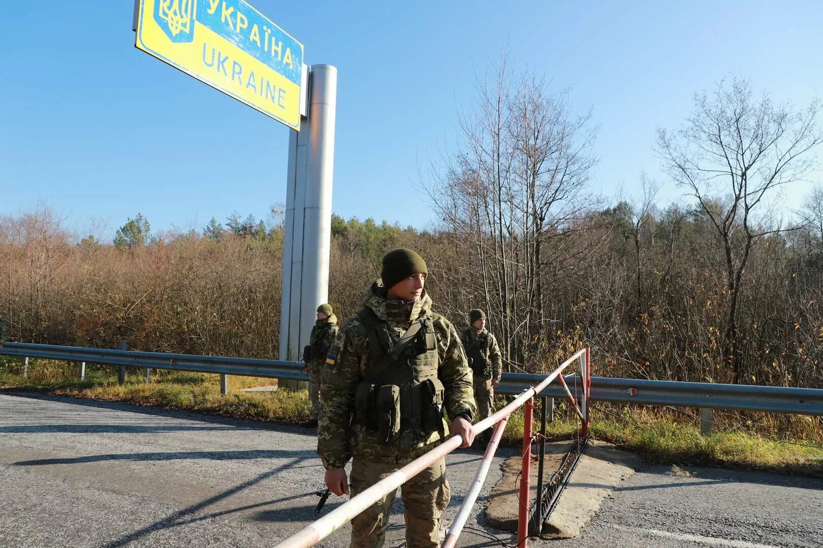 Украина возле границ. Украина на границе с Белоруссией начала спецоперацию Полесье. Границы Украины. Российско-украинская граница. Пограничники Украины.