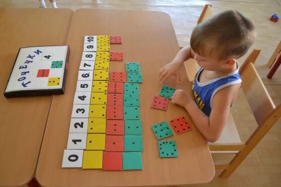 Математическая игра для ребенка 7. Математические пособия своими руками для детского сада. Игровые пособия для дошкольников. Развивающие дидактические игры. Пособие по математике для дошкольников.