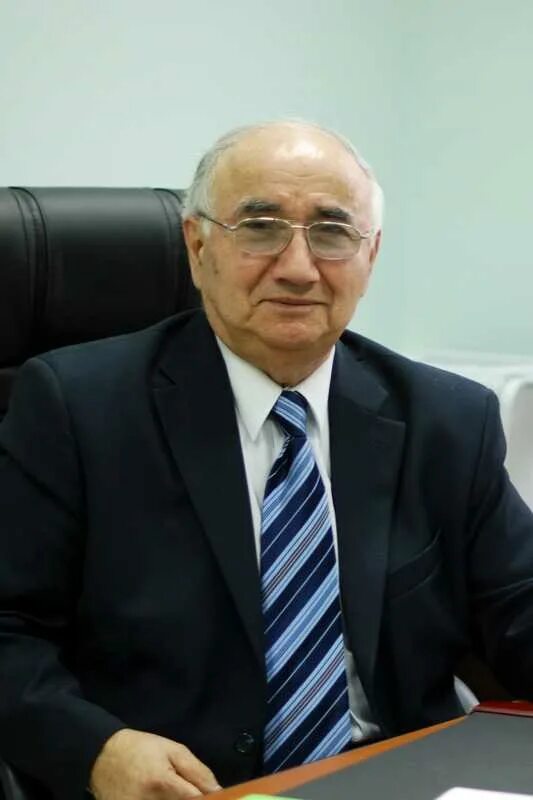 Преподаватели юридического факультета мгу. Преподаватели юридического факультета мгу. Юридический факультет мгу преподаватели юридического факультета мгу. Преподаватель юриспруденции. Юрфак мгу аудитории.