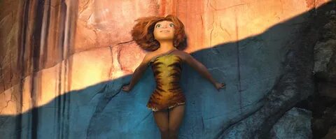 Emma Stone in Семейка Крудс (2013). 