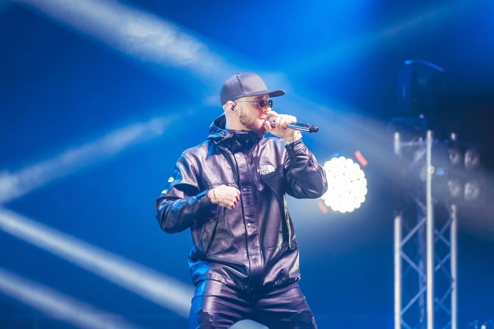 крид выступил. егор крид. крид выступил. егор крид 2022. егор крид фото с концерта.