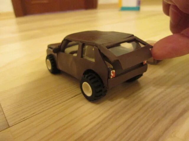 модель ваз 2108 с кузовом сзади. Lada спутник 2109. детали ваз 2107 для склейки. развёртки машин из бумаги ваз 2108. настоящий автомобиль из картона.