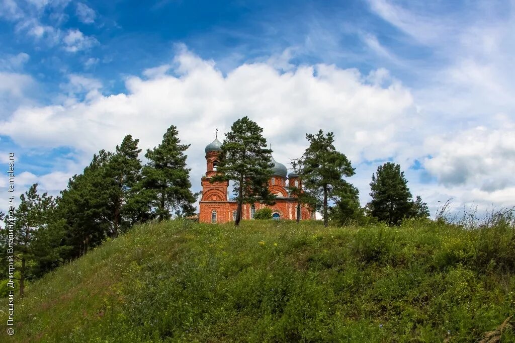 Фокино воротынский район нижегородская область. Криуши Воротынского района Нижегородской области. Петропавловская Церковь Воротынский район. Село Криуши Нижегородской области Воротынский район. Село Криуши Воротынский район.