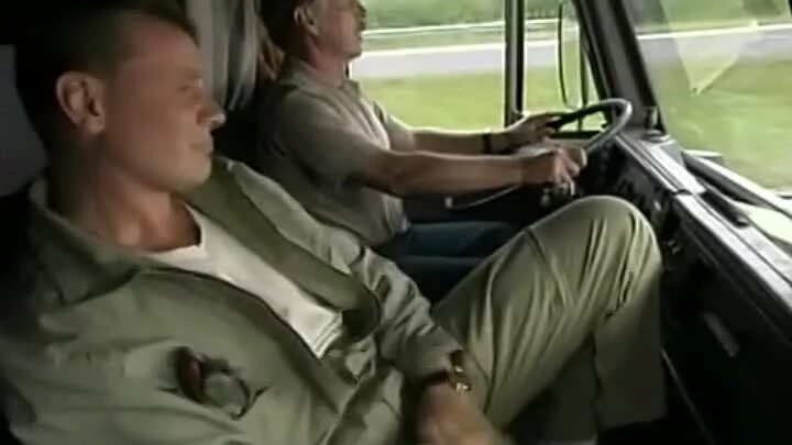 Дальнобойщики 2001. Сашок дальнобойщики. Саундтрек из дальнобойщиков. Саундтрек из дальнобойщиков. Саундтрек из дальнобойщиков.