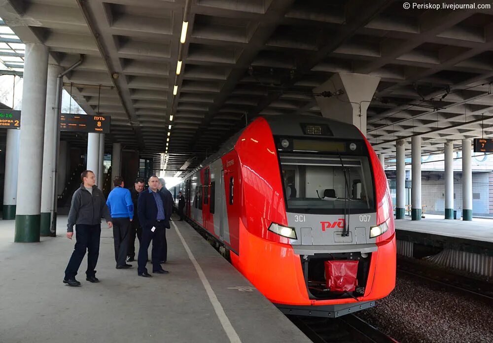 Дополнительные "Ласточки" запустят по маршруту Петербург - Выборг в праздничные 