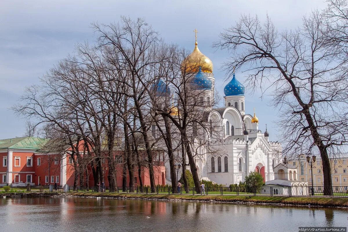 Свято никольский угрешский. Дзержинский монастырь Николо Угрешский. Город Дзержинский Николо-Угрешский монастырь. Свято-Никольский Угрешский мужской ставропигиальный монастырь. Монастырь в Дзержинске Николо Угрешский.