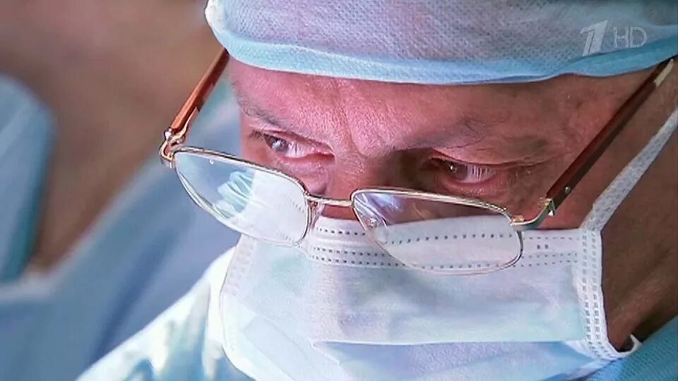 Хирург трансплантолог. Галеев трансплантолог. Известные хирурги трансплантологи. Шумаков трансплантолог. Врач трансплантолог