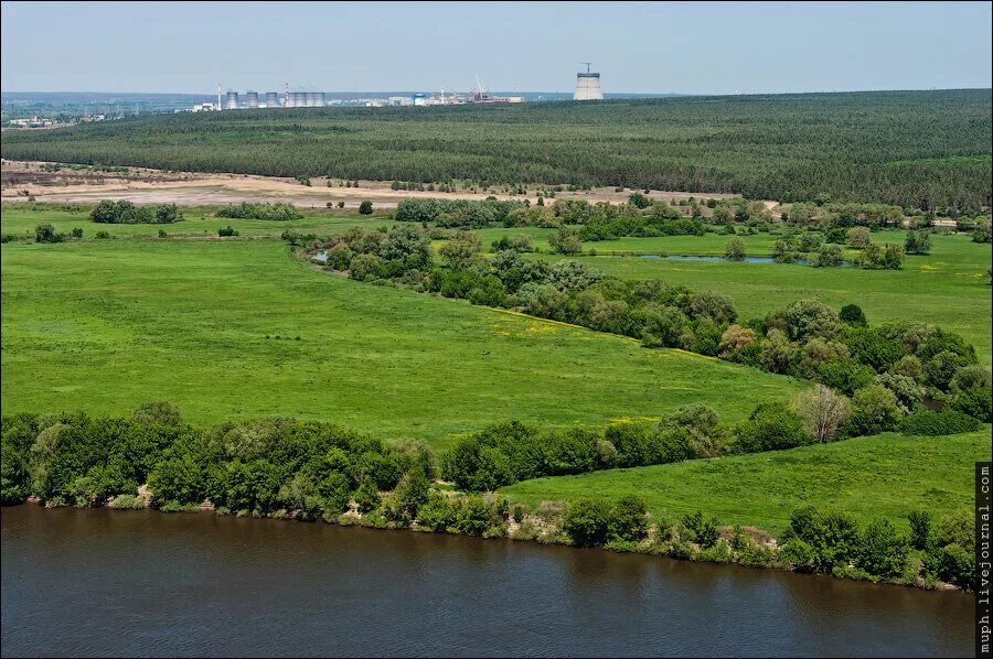 Церкви в петропавловке воронежской обл. Петропавловка острогожский. Петропавловский храм с петропавловское. Памятники с петропавловка воронежская область. Петропавловка воронежская область дома.