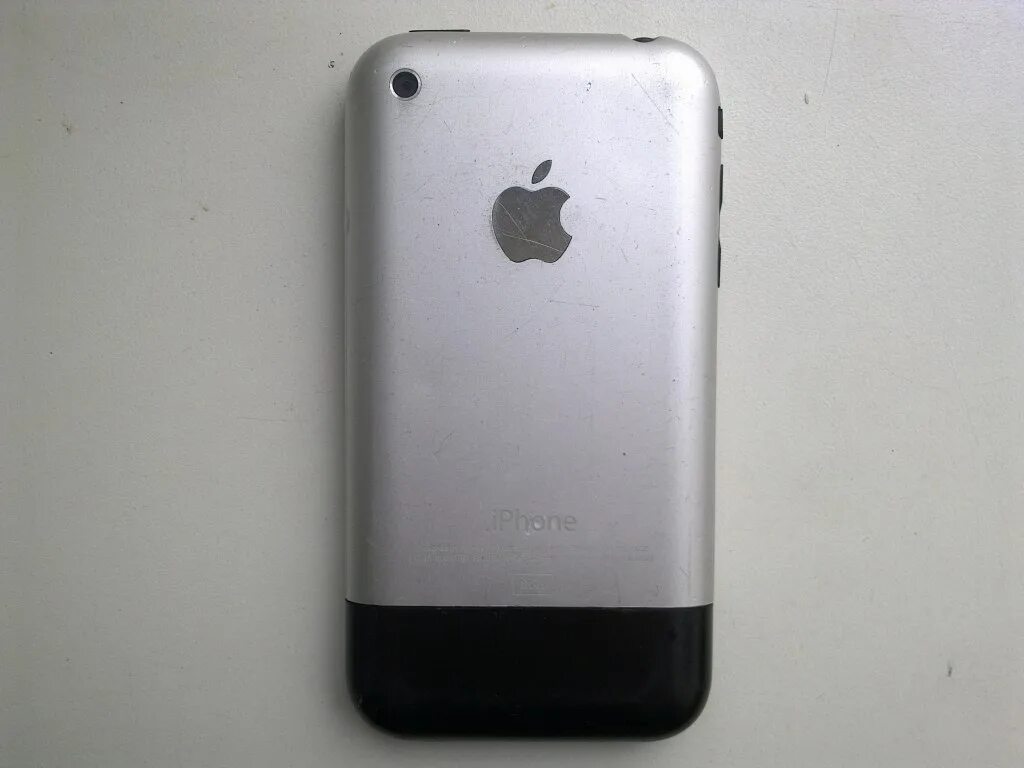 Обновление 17.4 айфон стоит ли. Iphone 2g 2007. Iphone 2g 32gb. Apple iphone 2. Процессор iphone 2g.