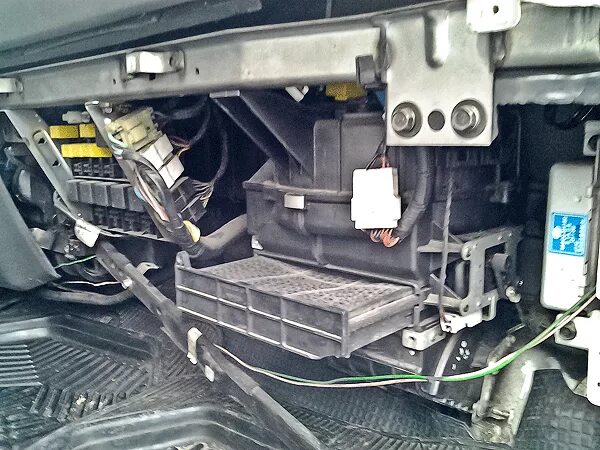 Замена трубок задней печки. - Hyundai Grand Starex, 2,5 л, 2011 года визит на се