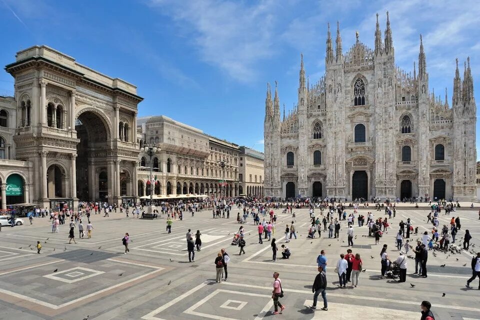 Картина на холсте 60x110 LinxOne "Собор Италия Duomo Milan del" интерьерная для 