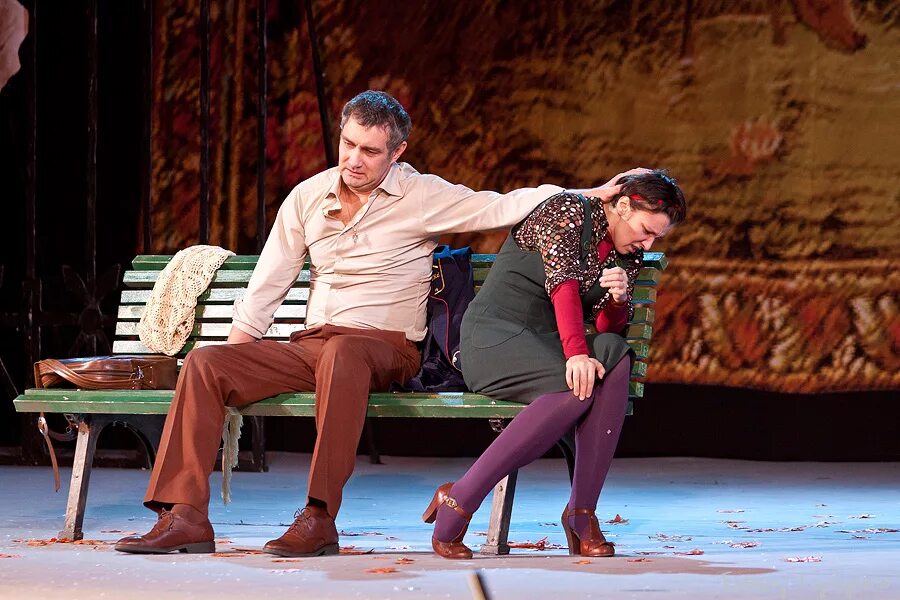 спектакль валентинов день с юлией меньшовой и олесей железняк. спектакль валентинов день с юлией меньшовой. спектакль с меньшовой и железняк валентинов день. леди на день спектакль театр. валентинов день спектакль.