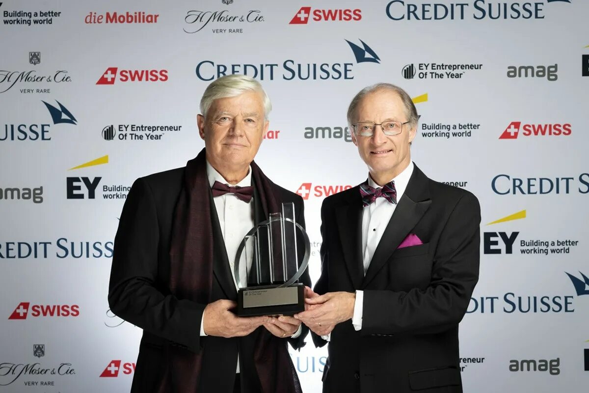 Business Awards. Ernst&young премия 2012 года Россия. Предприниматель года Ey участники. Номинация «b2b» премия Ernst & young предприниматель года 2012.