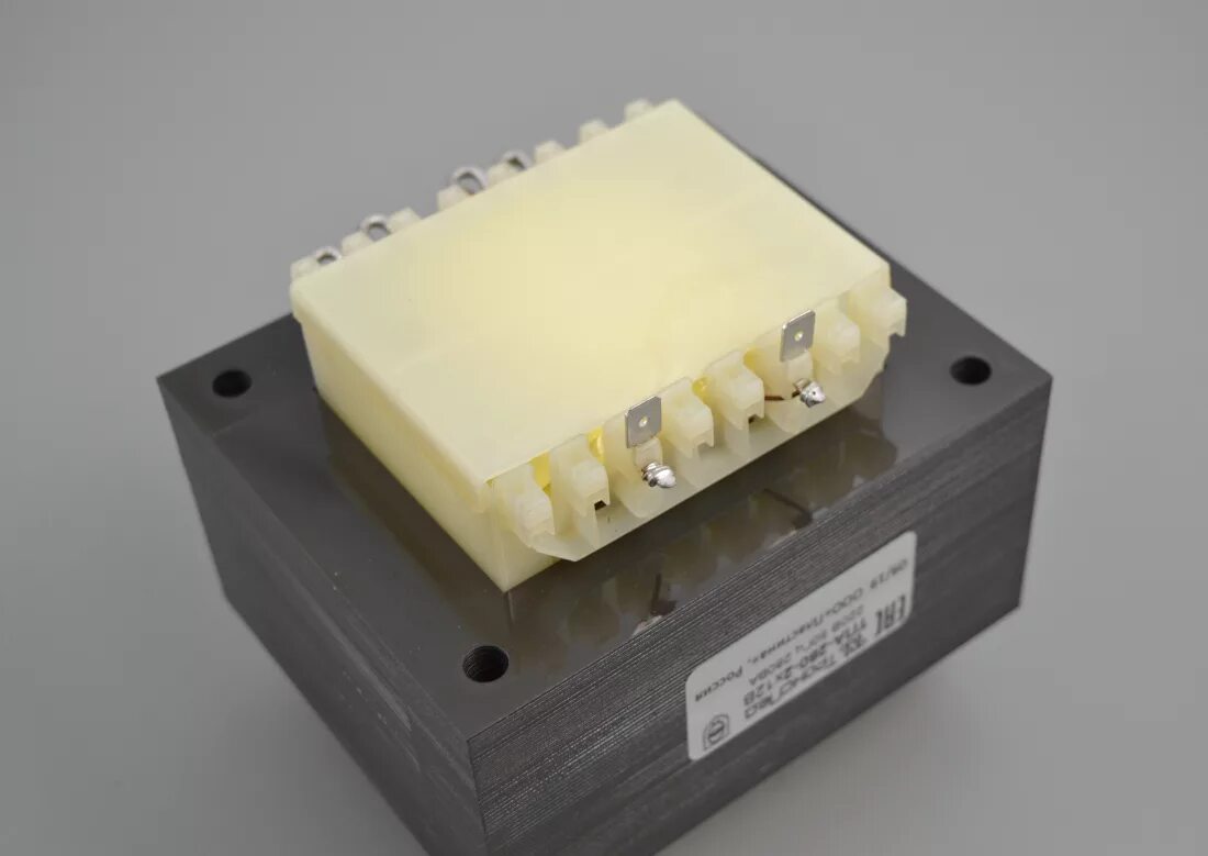 Трансформатор 220 12 5. Трансформатор 220х12v apeyron. трансформатор 220х12v apeyron 03-51. изолирующий трансформатор 220/220. 2811060110 e-9504002 cmx 2031 трансформатор напряжения 24в для плат.