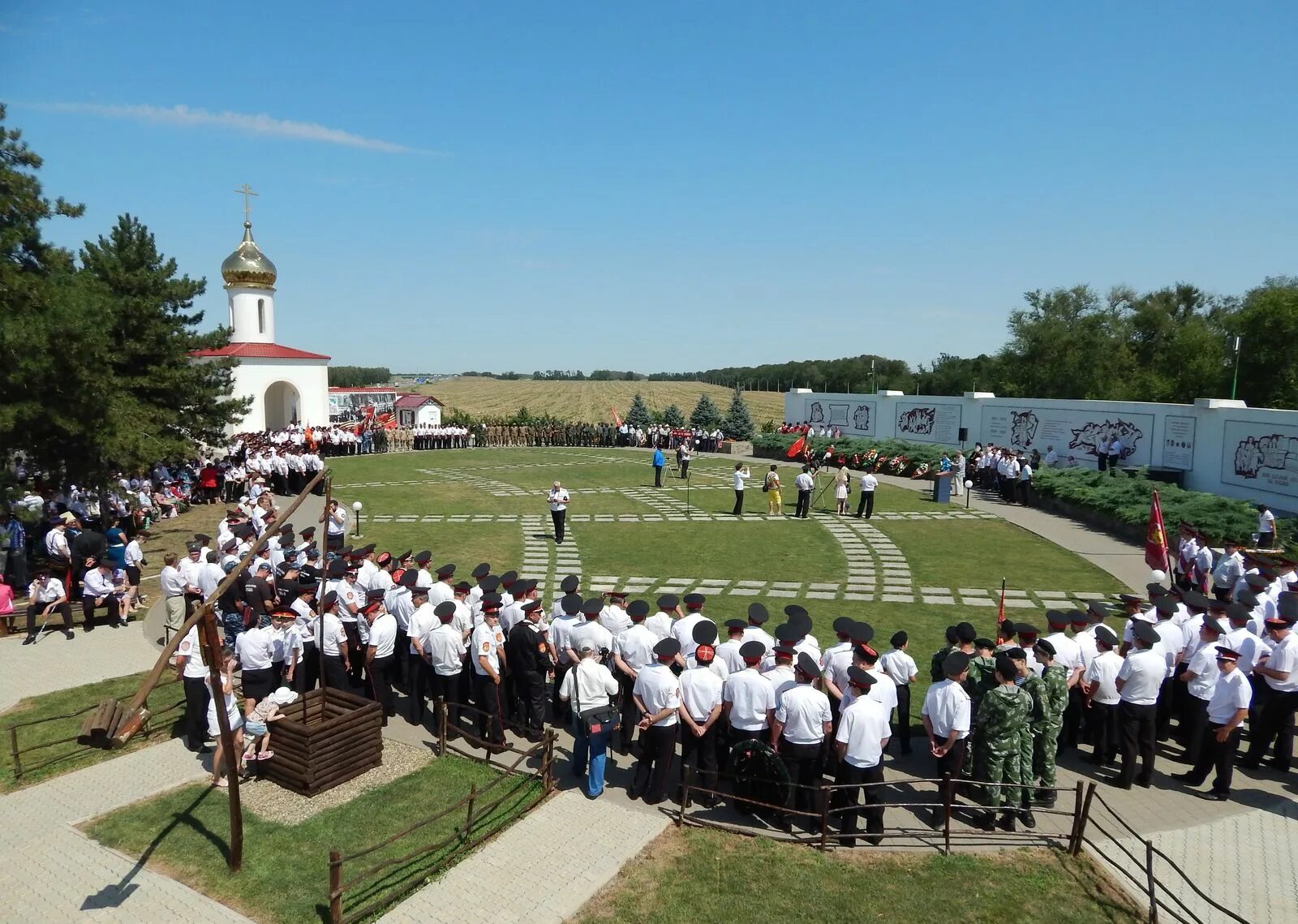 Станицы кущевского района краснодарского края. Краснодарский край станица Кущевская. Поле казачьей славы Краснодарский край. Поле казачьей славы» станица Кущевская, Кущевский район. Кущёвская станица поле казачьей славы.