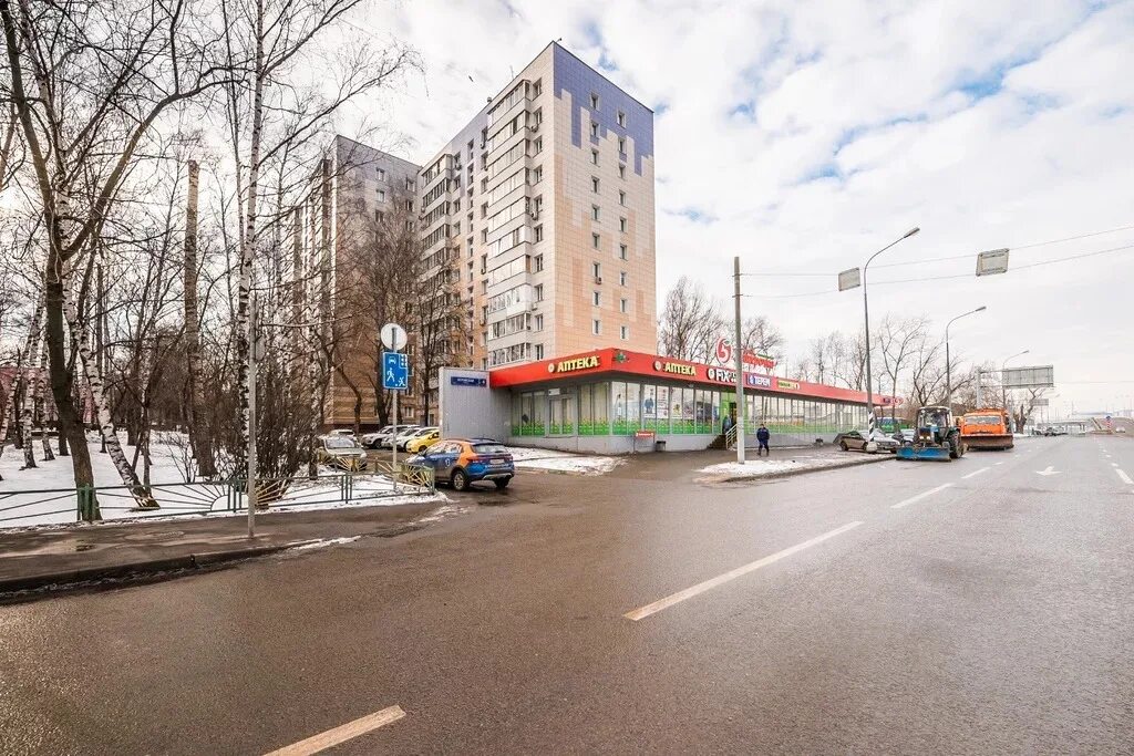 16/2. Перовское шоссе 16/2. Перовская 18 москва. Перовское шоссе брусника. Перовская 18 москва.