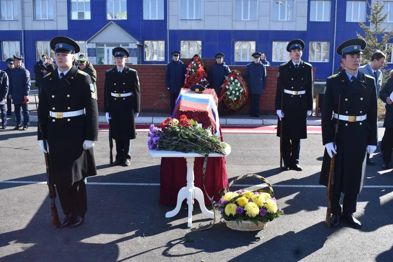 В уфе похоронили. Фазылов Ильназ Фидаисович. Кадетский корпус. Кадетский корпус Уфа. Летчик.