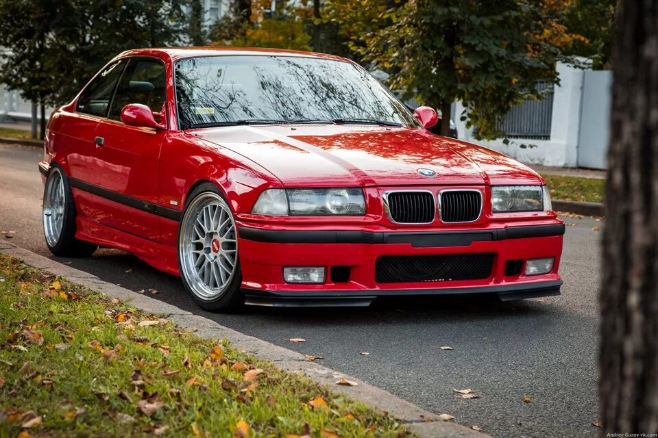 36 фото. BMW е36. БМВ е36 купе. БМВ е36 красная. BMW е36 Сток.