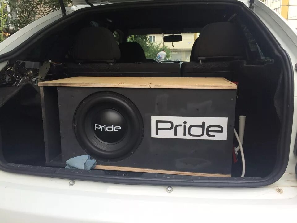 Сабвуфер прайд вид сбоку. Pride car audio сабвуфер. Прайд машина. Автозвук pride car audio. Pride car audio.