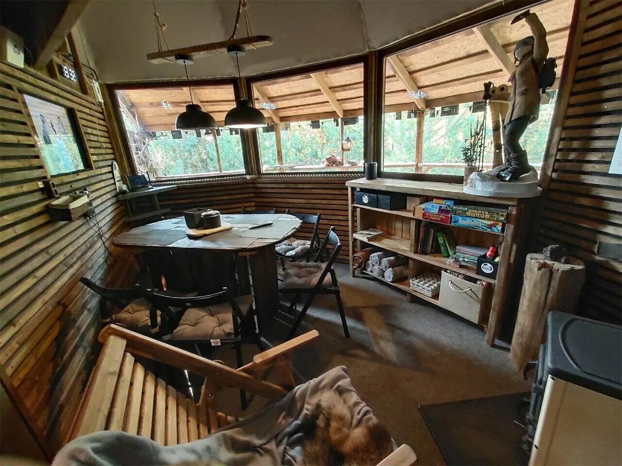 купольные домики для отдыха. две сосны чусовой купольные домики. две сосны чусовой. ревда сосновый,2. карьер в виде ромба полянское поселение.