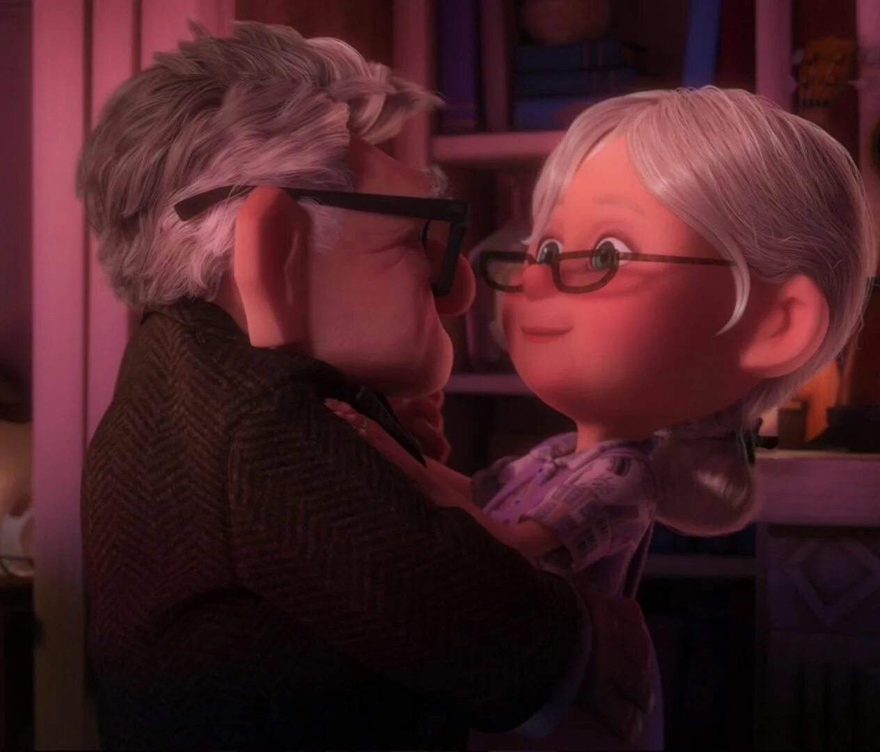 Поцелую дедушку