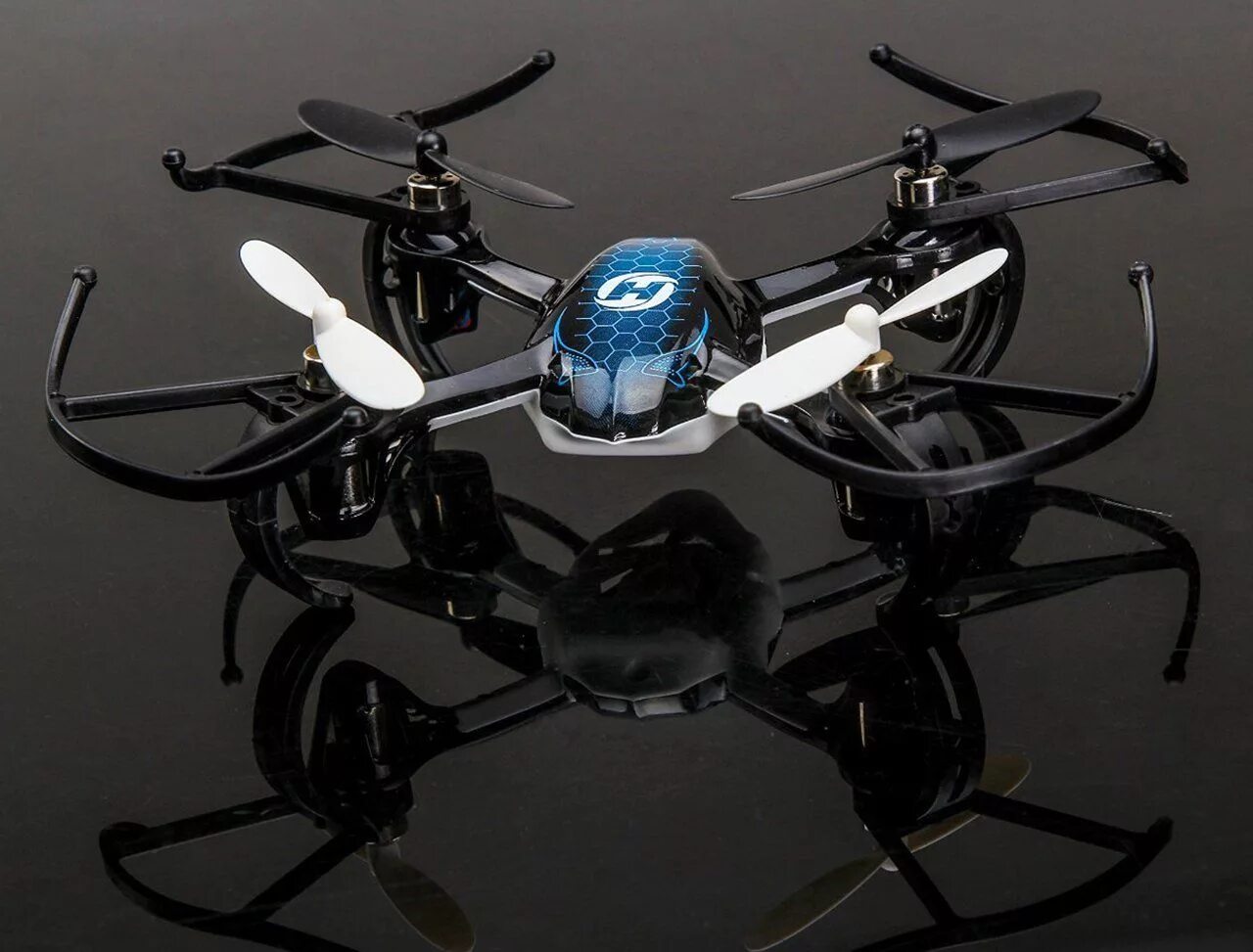 Квадрокоптер, мини дрон best Drone. Holy Stone квадрокоптер. Квадрокоптер Predator 2.4GHZ RC serie 4 channel. Predator-100 дрон.