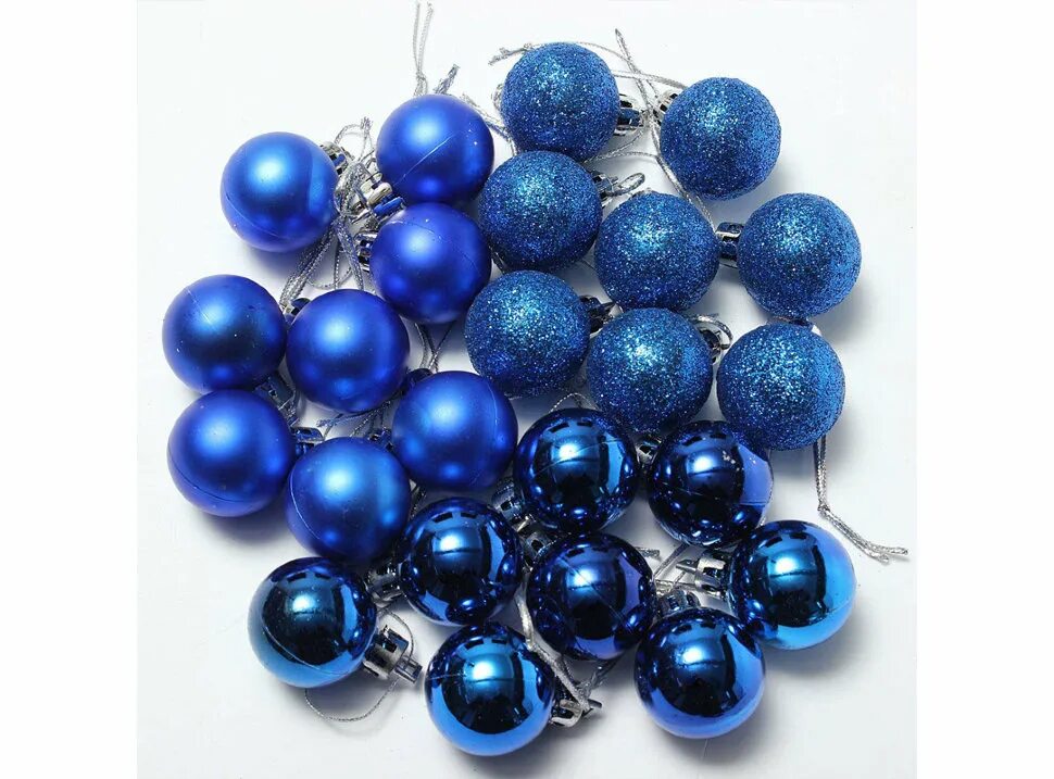 Шар был не синий. Синие шары на елку. Синие елочные шары. Новогодние украшения синие. Елочные украшения шары синие.