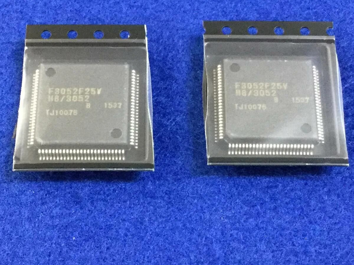 Xeon e5 2660 v2. Intel core i5-4430. 25 процессор. Процессор intel xeon mp 7041 paxville. 25 процессор.