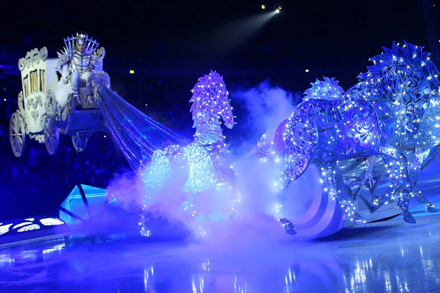 снежная королева на льду