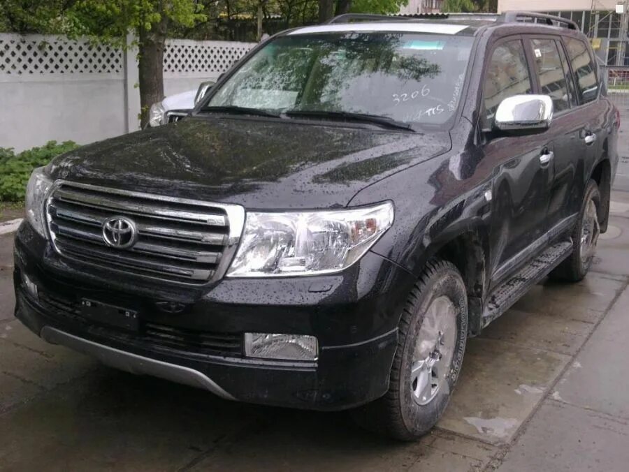 Toyota land cruiser 2011 4. Land cruiser 200 2011 год. Toyota land cruiser 200 2011. Toyota land cruiser 200 2011. Land cruiser 200 2011 год.