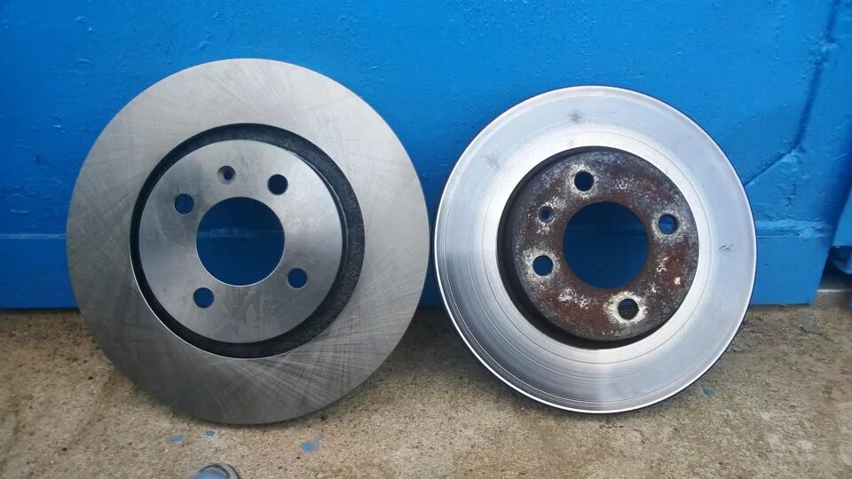 Ate 24011101581 диск тормозной. Тормозные диски мазда 3 2,0. Мото тормозной диск 280мм. Тормозной диск 280мм golf4. Мото тормозной диск 280мм.