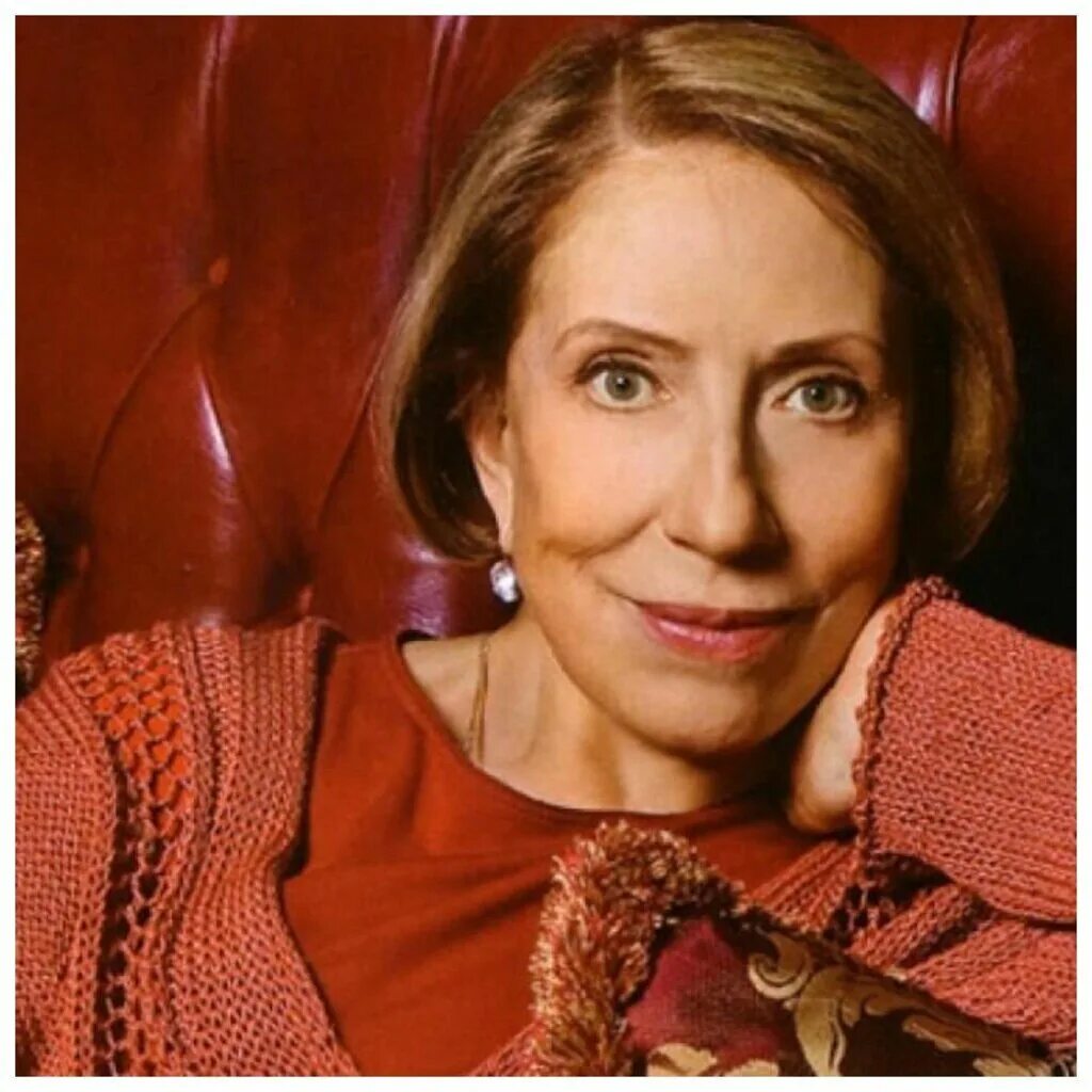 Чурикова любовь. Чурикова любовь. Телеспектакль любовь яровая 1977. Чурикова любовь. Чурикова любовь.