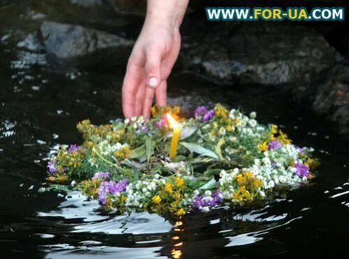 Купальский цветок. Если венок утонул на ивана купала. Ивана купала венки на воде. Если венок утонул на ивана купала. Если венок утонул на ивана купала.