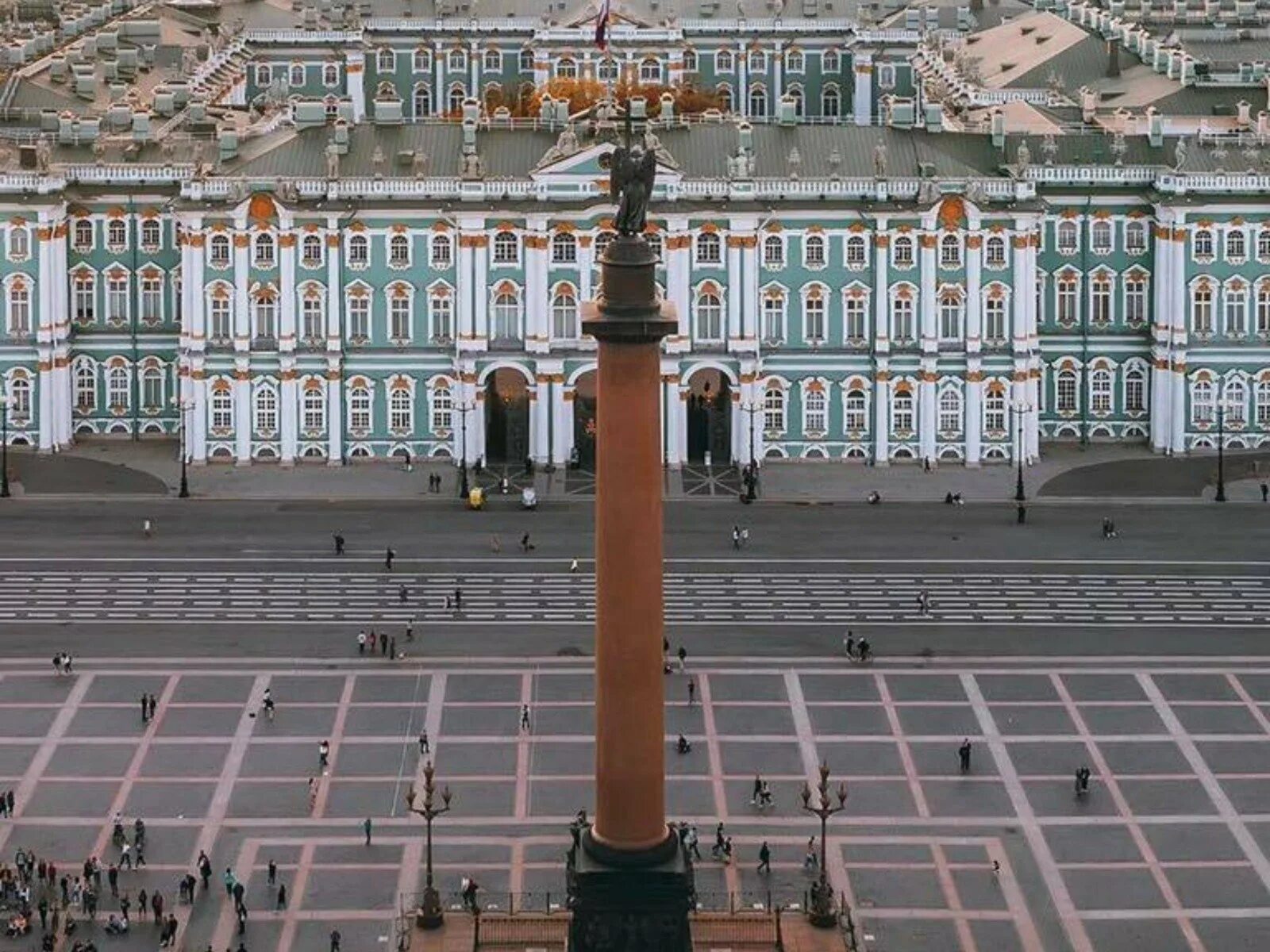 Дворцовая площадь московский вокзал. Дворцовая площадь в санкт-петербурге.