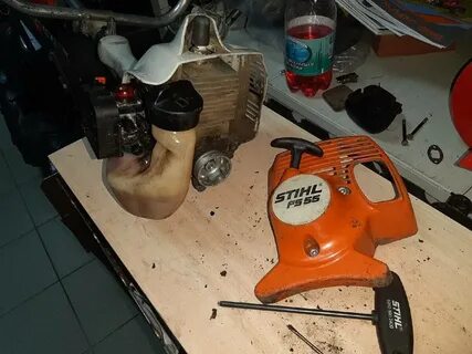 Бензокоса глохнет при нажатии на газ