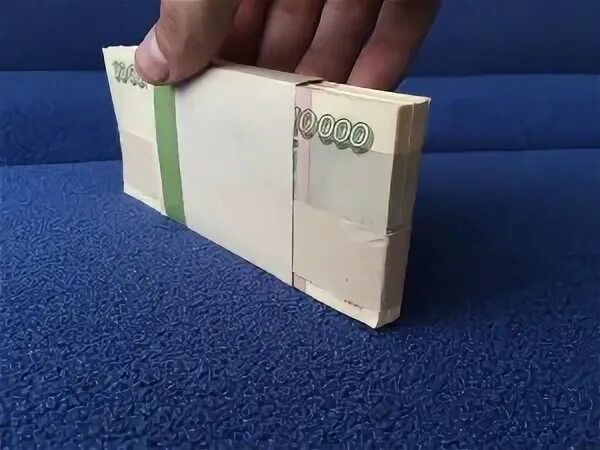 Неполная пачка. 10000 Рублей пачка. Корешок денег. Корешок 5000 рублей. Кирпич банкнот.