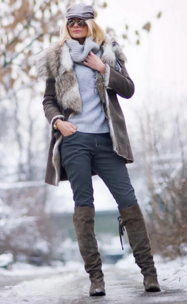 Как стильно одеваться зимой женщине 50. Стильный зимний образ для женщины. Зимний образ для женщины 45 лет. Одежда для женщин элегантного возраста. Яркая одежда для женщин за 40.