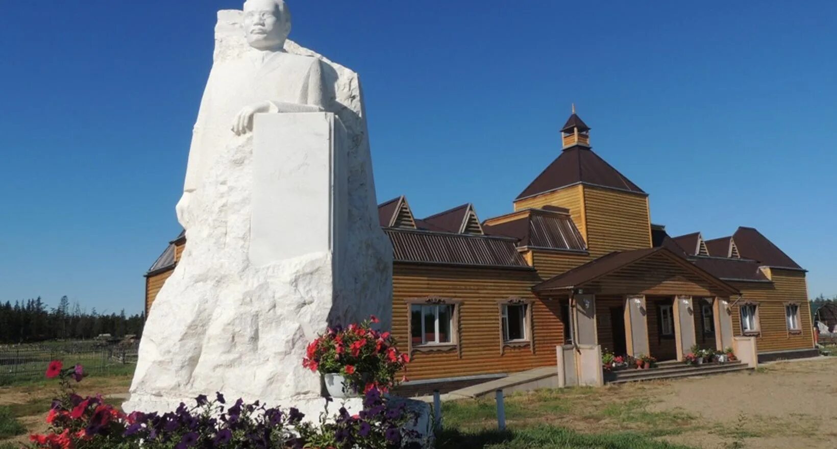 Музей государственности им. и.н. Барахова. Харбалахский музей Барахова. Верхневилюйский музей Барахова. Н якутской