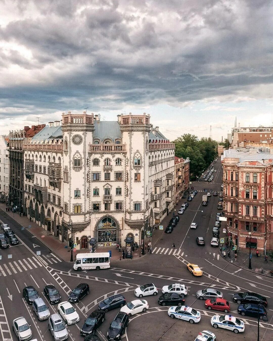 Статьи о Петроградском районе - аналитика и обзоры на одной странице Napetrograd