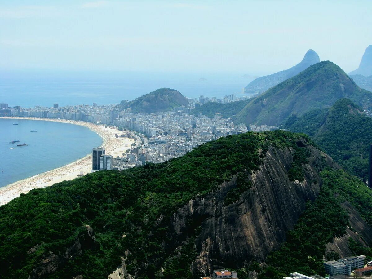 Rio de la. Бразилия Рио де Жанейро. Рио-де-Жанейро город в Бразилии достопримечательности. Климат Рио де Жанейро. Сан Криштован Бразилия.