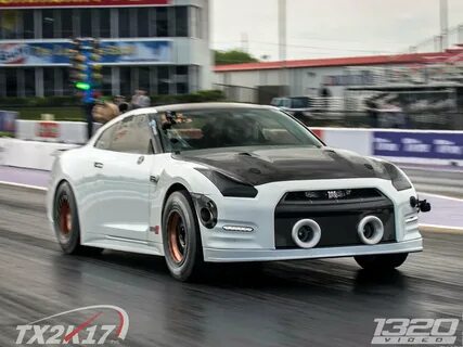 Nissan gtr drag